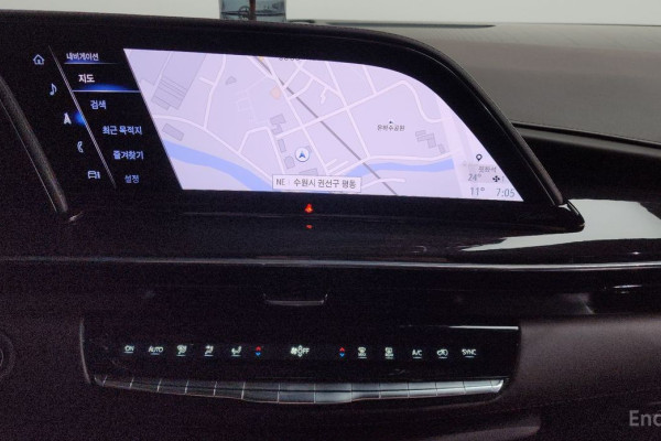 2023 Cadillac Escalade с пробегом 33 451 км