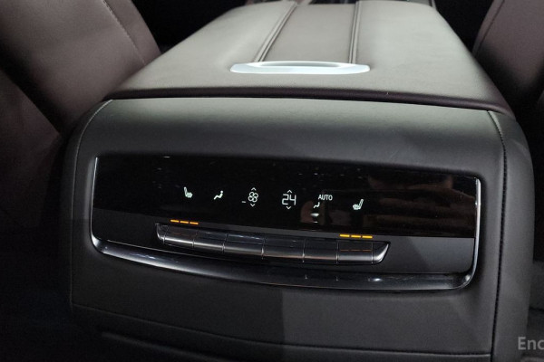 2023 Cadillac Escalade с пробегом 33 451 км