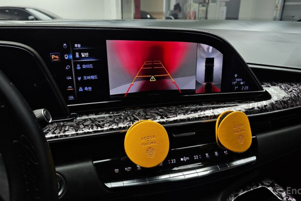 2022 Cadillac Escalade с пробегом 27 583 км