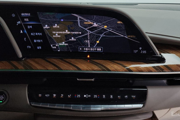 2021 Cadillac Escalade с пробегом 97 471 км