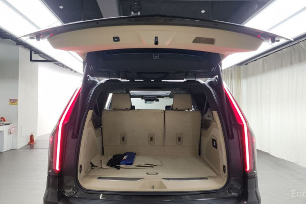 2021 Cadillac Escalade с пробегом 74 400 км