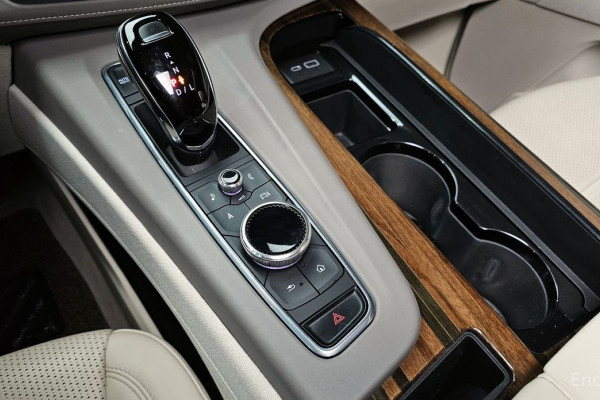 2021 Cadillac Escalade с пробегом 81 841 км