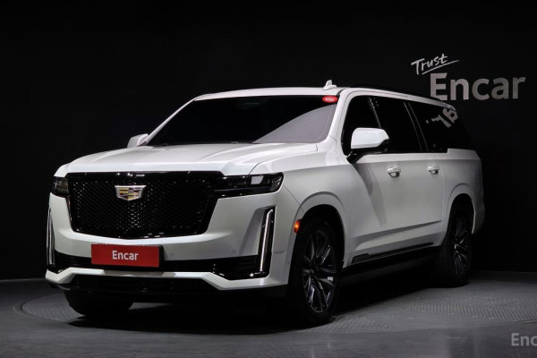 2023 Cadillac Escalade с пробегом 33 678 км