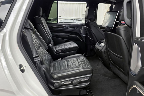 2021 Cadillac Escalade с пробегом 81 146 км