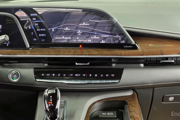 2021 Cadillac Escalade с пробегом 81 146 км