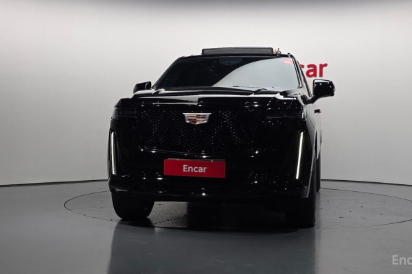 2023 Cadillac Escalade с пробегом 26 541 км