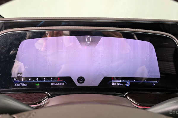 2023 Cadillac Escalade с пробегом 33 678 км