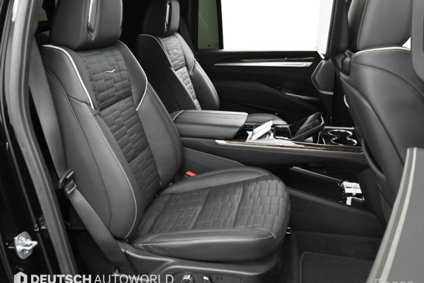 2025 Cadillac Escalade с пробегом 3 935 км