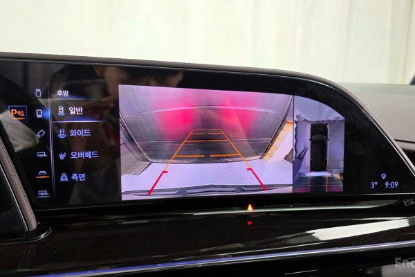 2023 Cadillac Escalade с пробегом 33 678 км