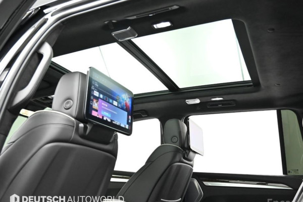 2025 Cadillac Escalade с пробегом 3 935 км