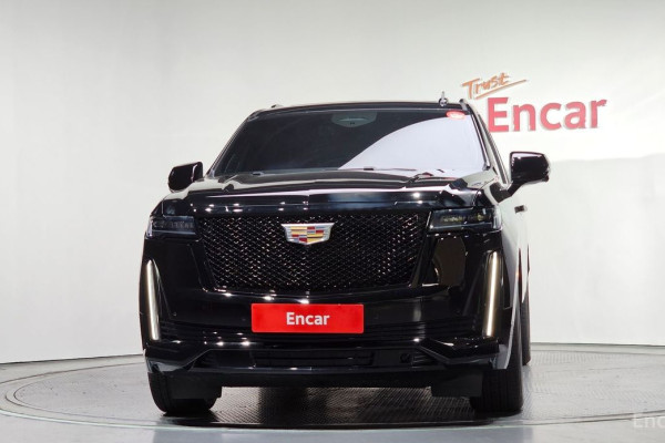 2022 Cadillac Escalade с пробегом 90 909 км