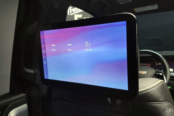 2025 Cadillac Escalade с пробегом 11 104 км