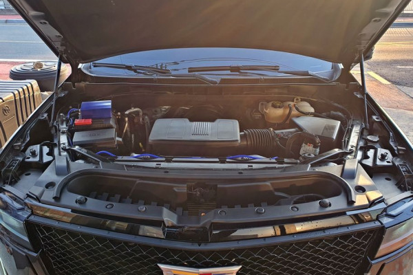 2022 Cadillac Escalade с пробегом 26 305 км