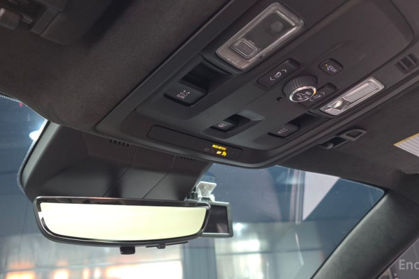 2023 Cadillac Escalade с пробегом 26 541 км