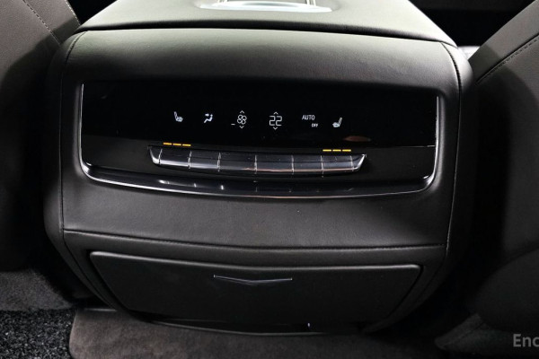 2023 Cadillac Escalade с пробегом 77 359 км