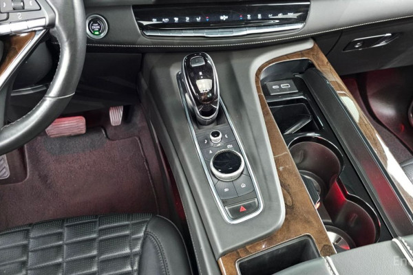 2021 Cadillac Escalade с пробегом 91 945 км