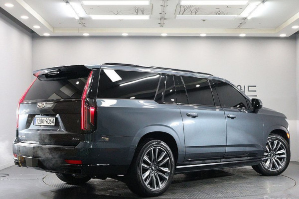 2021 Cadillac Escalade с пробегом 78 953 км