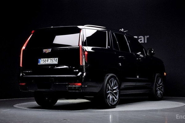 2022 Cadillac Escalade с пробегом 52 603 км