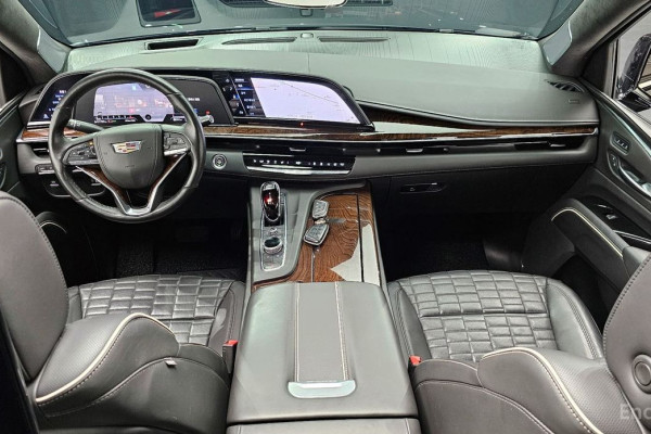 2022 Cadillac Escalade с пробегом 57 709 км