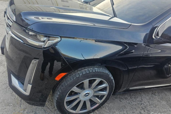 2022 Cadillac Escalade с пробегом 99 376 км