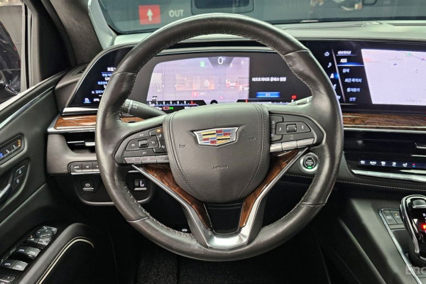 2022 Cadillac Escalade с пробегом 57 709 км