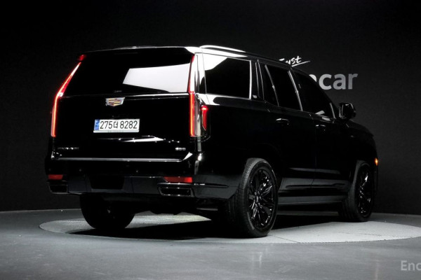 2022 Cadillac Escalade с пробегом 53 391 км