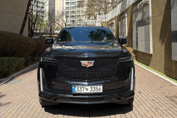 2022 Cadillac Escalade с пробегом 52 125 км
