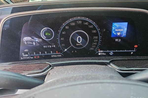 2022 Cadillac Escalade с пробегом 99 376 км