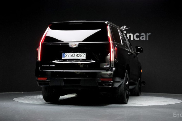 2022 Cadillac Escalade с пробегом 53 391 км