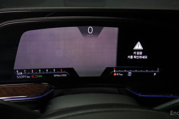 2022 Cadillac Escalade с пробегом 53 391 км