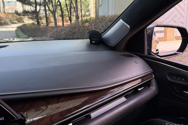 2022 Cadillac Escalade с пробегом 52 125 км