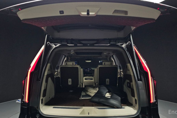 2022 Cadillac Escalade с пробегом 52 603 км