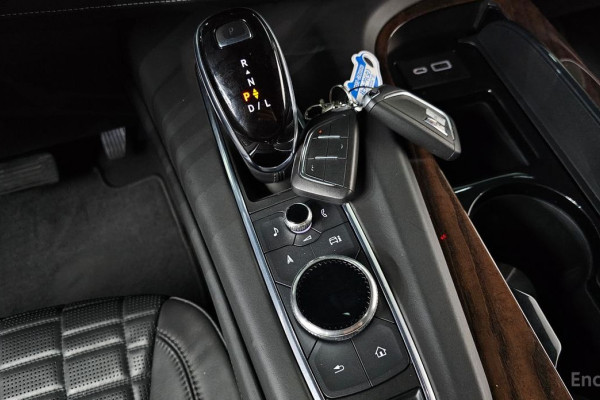 2021 Cadillac Escalade с пробегом 69 327 км