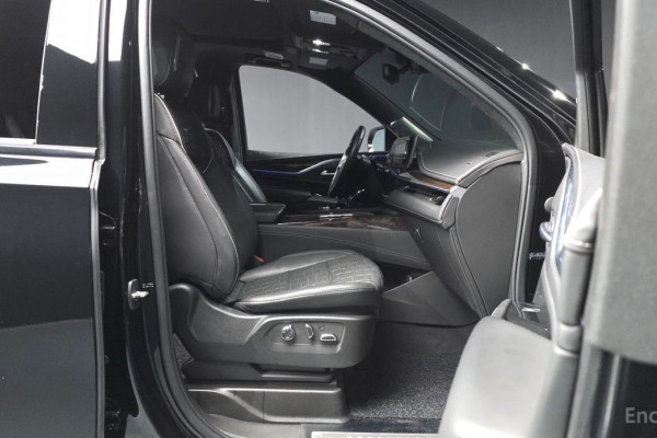 2022 Cadillac Escalade с пробегом 53 391 км