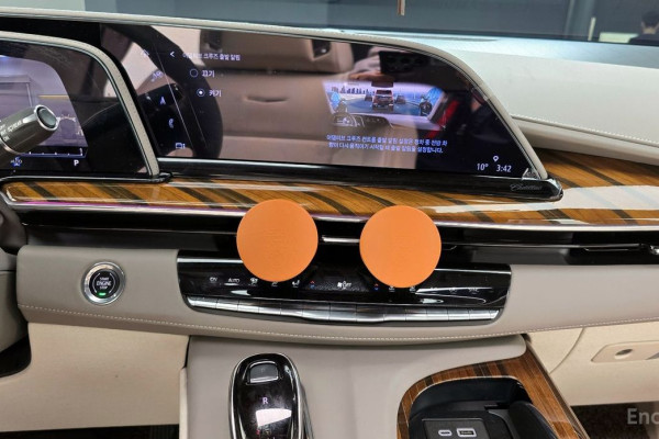 2023 Cadillac Escalade с пробегом 26 633 км