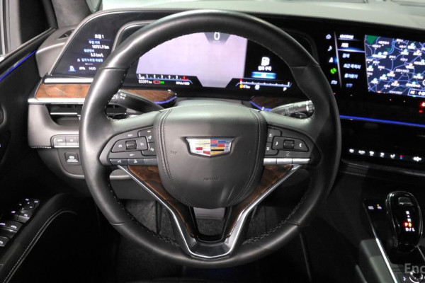 2022 Cadillac Escalade с пробегом 53 391 км