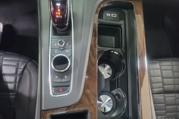 2022 Cadillac Escalade с пробегом 69 318 км