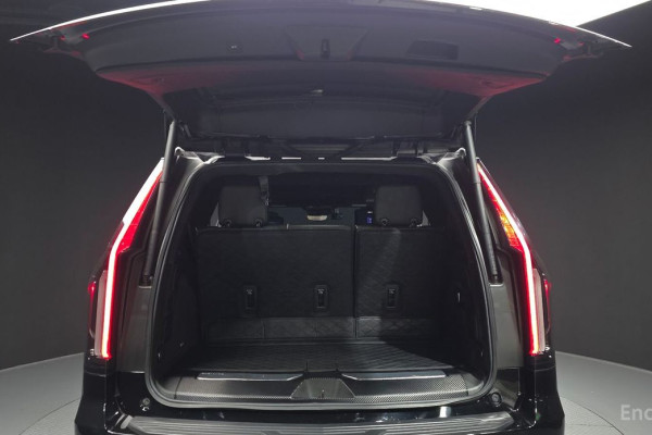 2022 Cadillac Escalade с пробегом 53 391 км