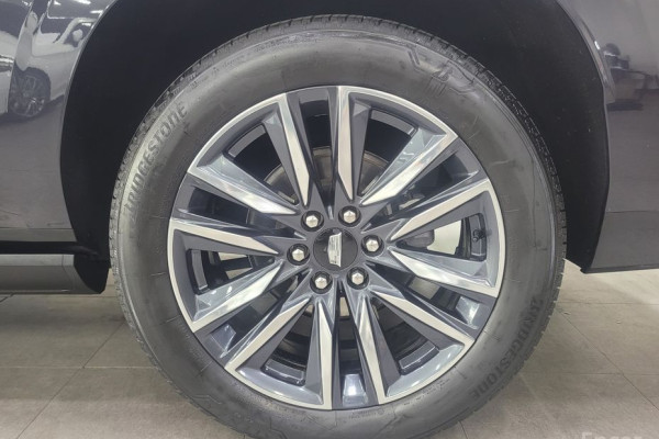 2022 Cadillac Escalade с пробегом 69 318 км