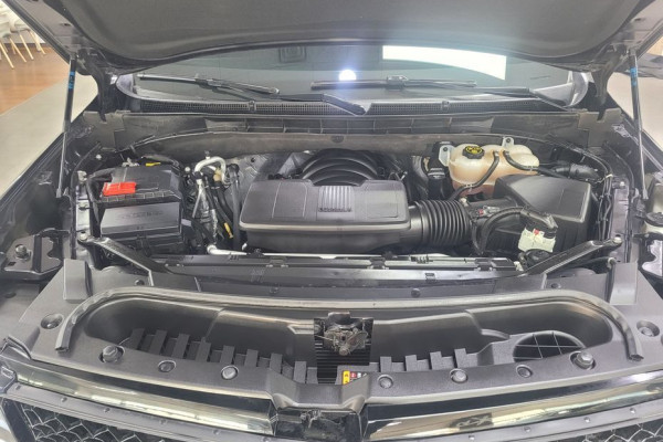 2022 Cadillac Escalade с пробегом 69 318 км