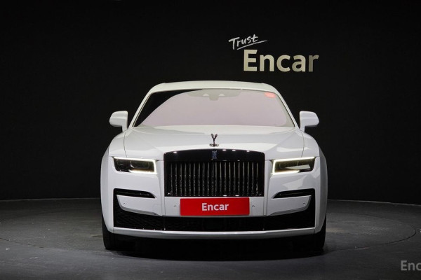 2023 Rolls-Royce Ghost с пробегом 13 114 км