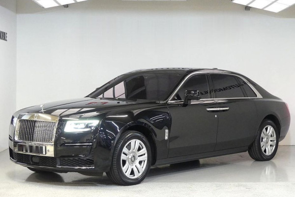 2021 Rolls-Royce Ghost с пробегом 96 000 км