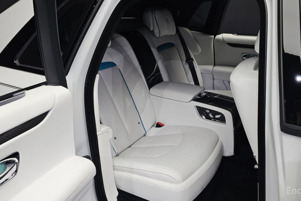 2023 Rolls-Royce Ghost с пробегом 13 114 км