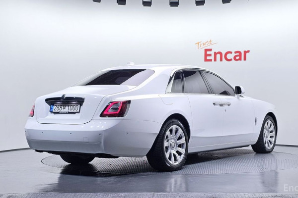 2022 Rolls-Royce Ghost с пробегом 26 269 км