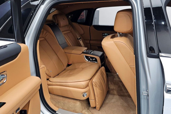 2021 Rolls-Royce Ghost с пробегом 31 019 км