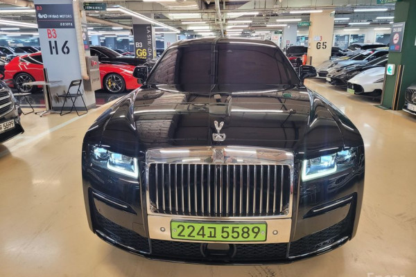 2023 Rolls-Royce Ghost с пробегом 15 552 км