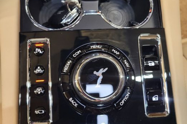 2023 Rolls-Royce Ghost с пробегом 15 552 км