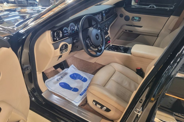 2023 Rolls-Royce Ghost с пробегом 15 552 км