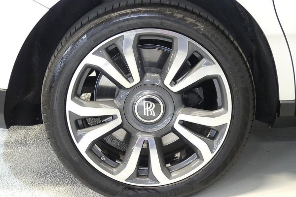 2023 Rolls-Royce Cullinan с пробегом 9 200 км