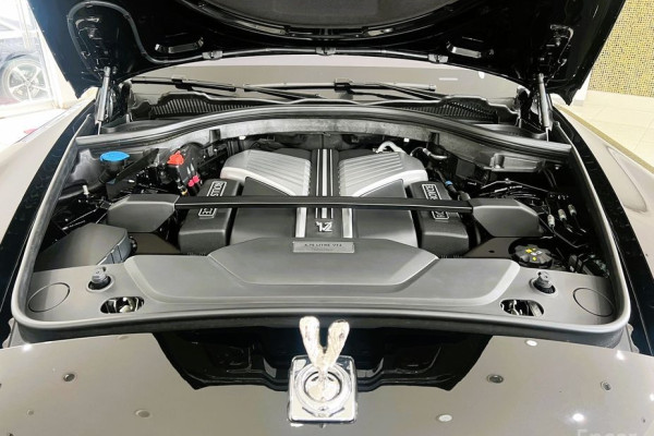 2023 Rolls-Royce Cullinan с пробегом 493 км